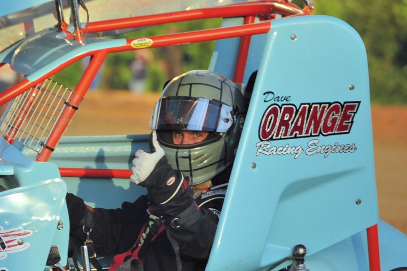 Jon Keller scored another feature win in the 600cc micro-sprint race.