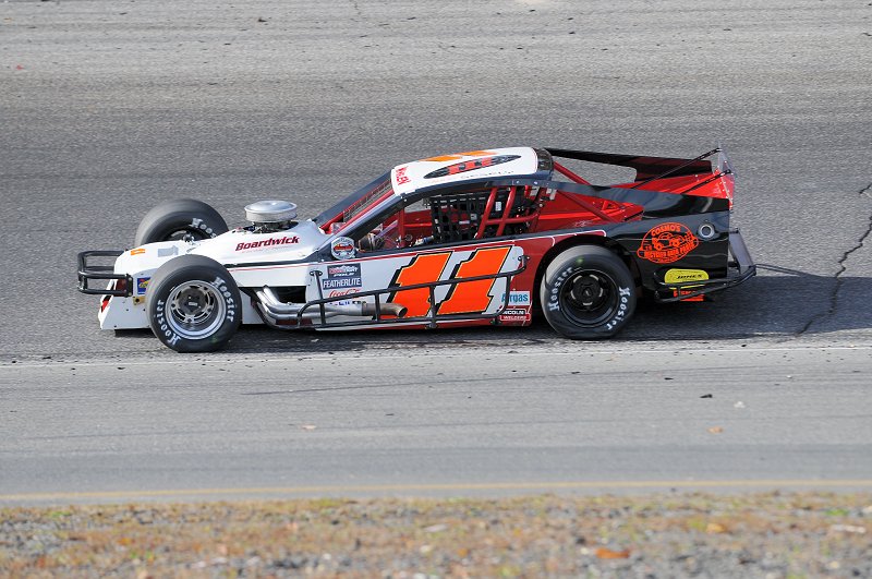 Anthony Sesely of Matawan, NJ won the second 66-lap feature.