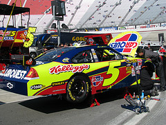 Mark Martin will run a full Cup schedule with Hendrick Motorsports in 2010.  (Photo by cbgb_chopper on flickr.com, Creative Commons 2.0.)