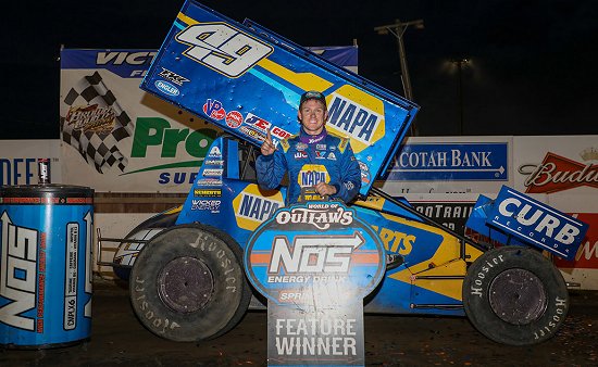 <strong> Winner Brad Sweet (DB3 Photo)<br />
</strong>