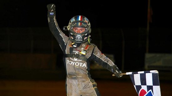 <strong>Logan Seavey's triumph Saturday at Lanco gave him the distinction of being the only driver to claim a victory during Indiana Midget Week, Mid-America Midget Week and Pennsylvania Midget Week in 2019.<br />
(Michael Fry Photo)<br />
</strong>