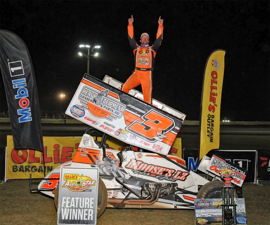 <strong>Winner Brock Zearfoss (Lonnie Wheatley Photo)<br />
</strong>